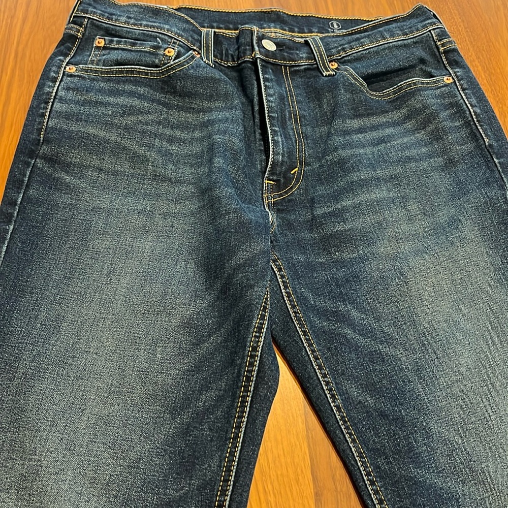 Levi’s blue jeans men 541 W33 L34 new never used.